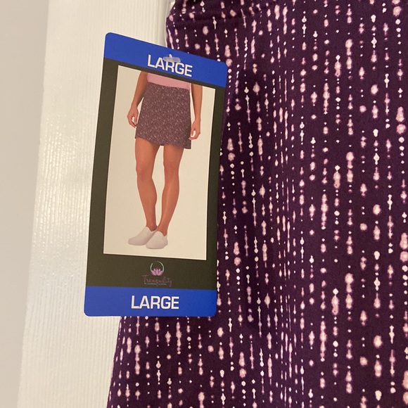 Tranquility Skorts size L brand new with tags color purple and white design - Picture 4 of 12